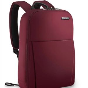 FIRE-SALE 🔥🔥 Briggs and Riley Sympatico Burgundy